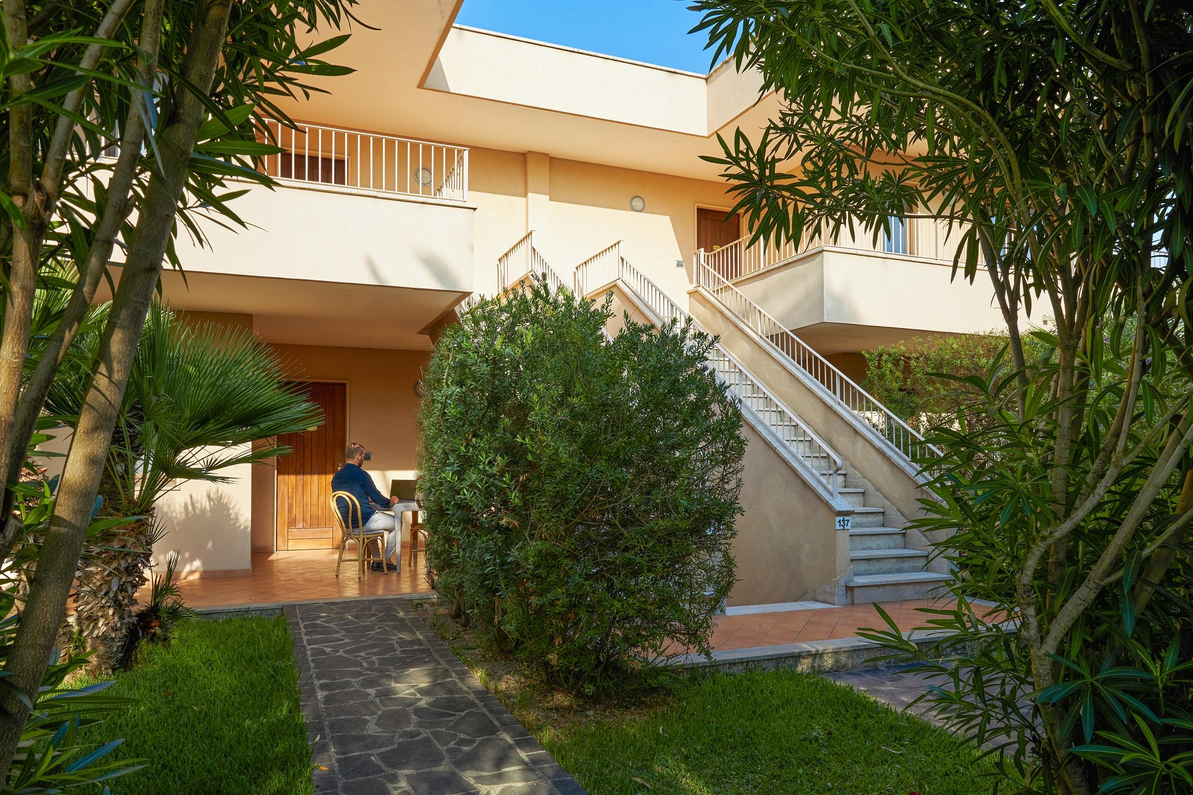 Minerva Resort Hotel بييسْتوم المظهر الخارجي الصورة
