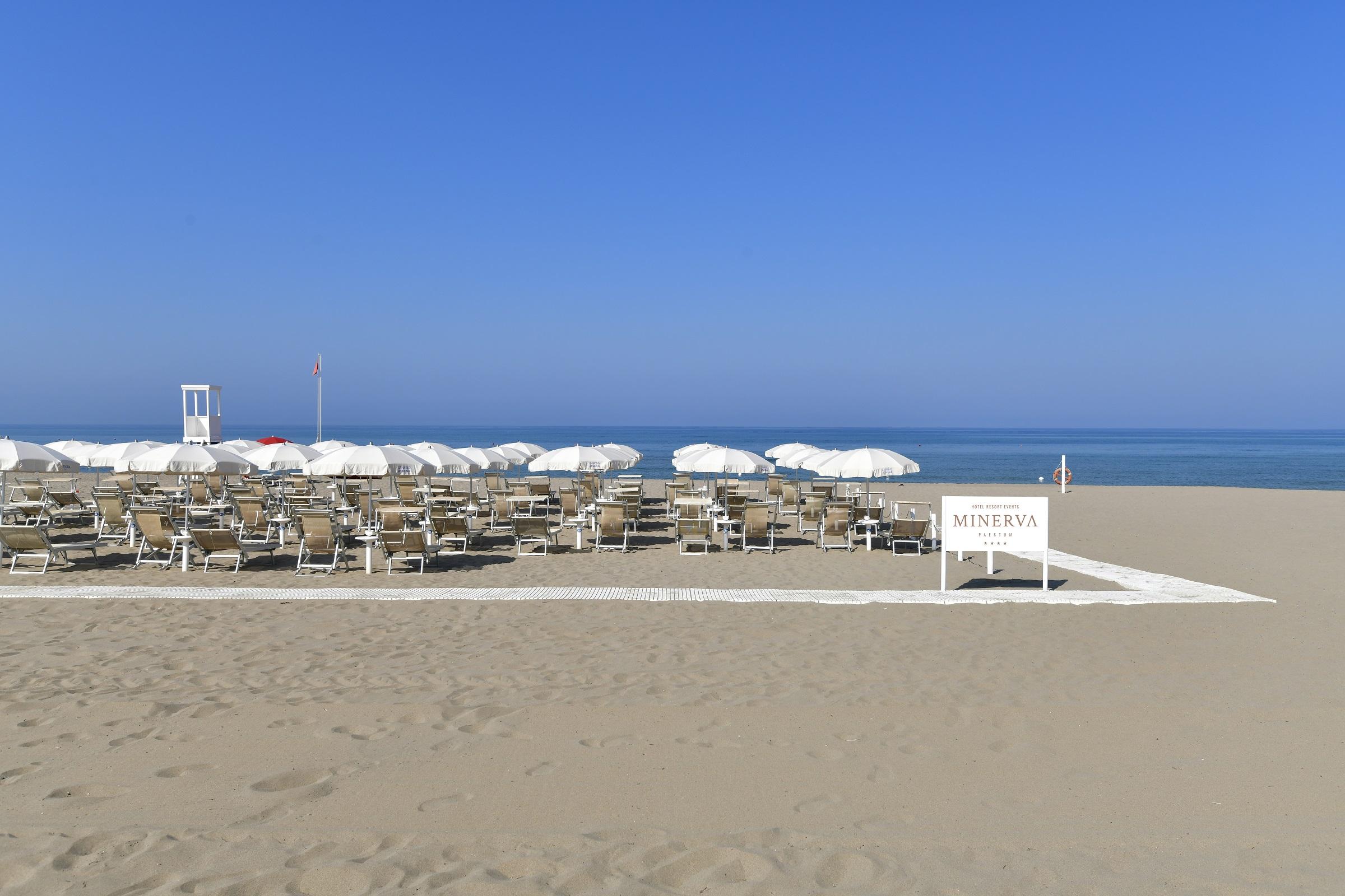 Minerva Resort Hotel بييسْتوم المظهر الخارجي الصورة