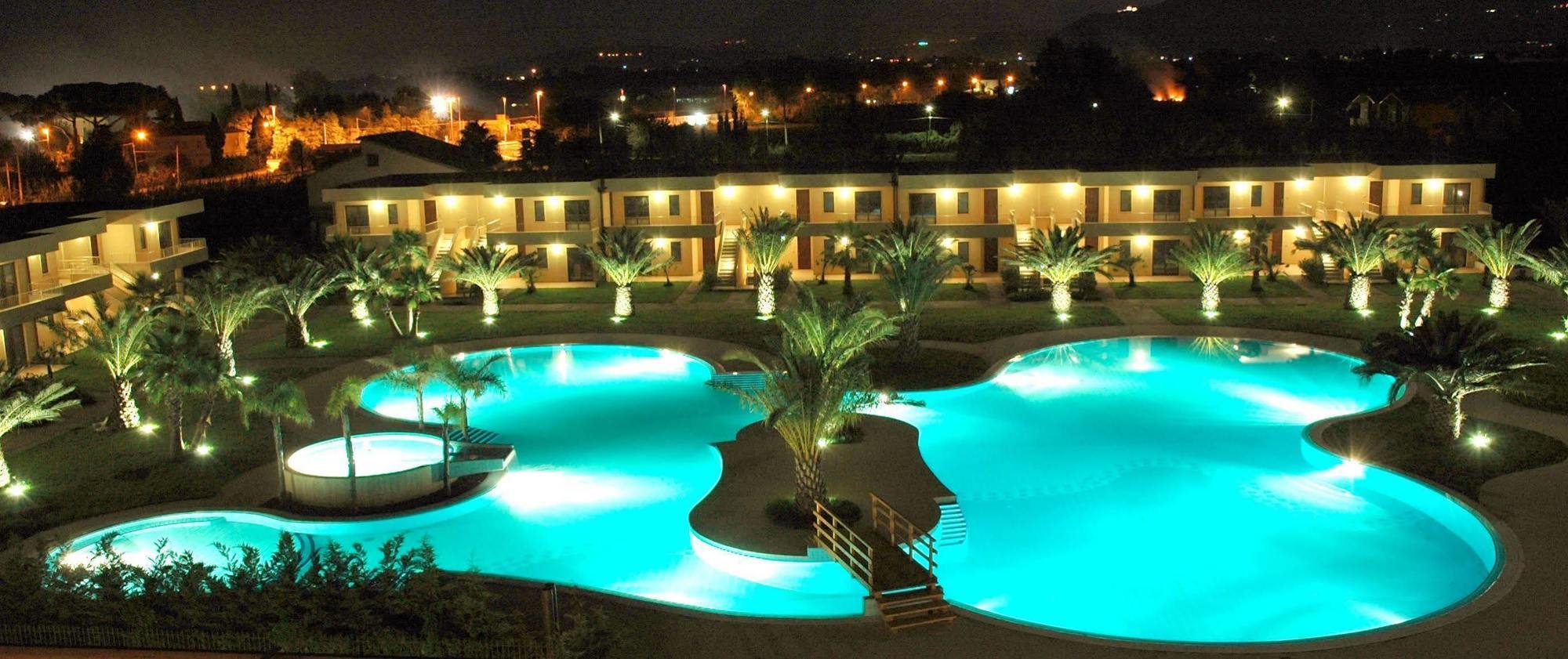 Minerva Resort Hotel بييسْتوم المظهر الخارجي الصورة
