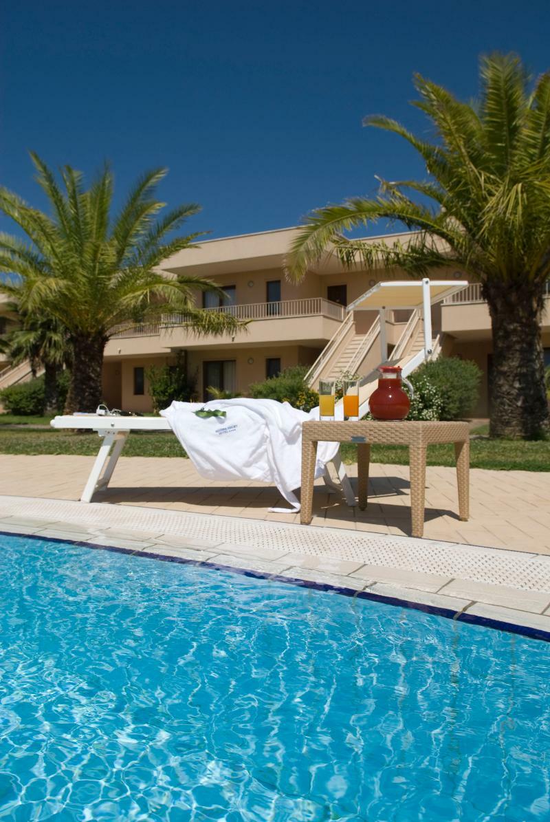 Minerva Resort Hotel بييسْتوم المظهر الخارجي الصورة